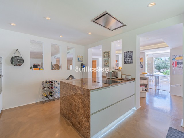 5 Slaapkamer Villa in Nueva Andalucía