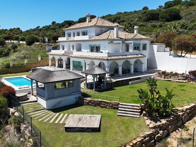5 Soveroms Villa i Sotogrande