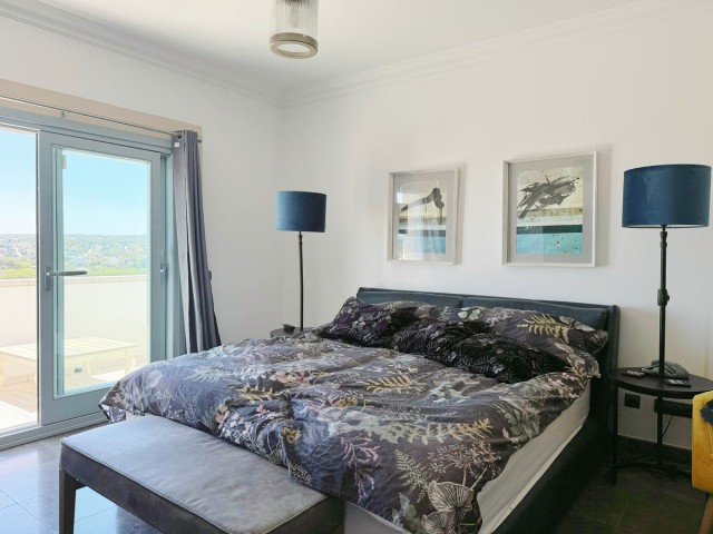 5 Soveroms Villa i Sotogrande