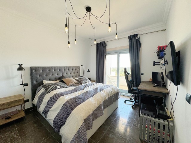 5 Soveroms Villa i Sotogrande