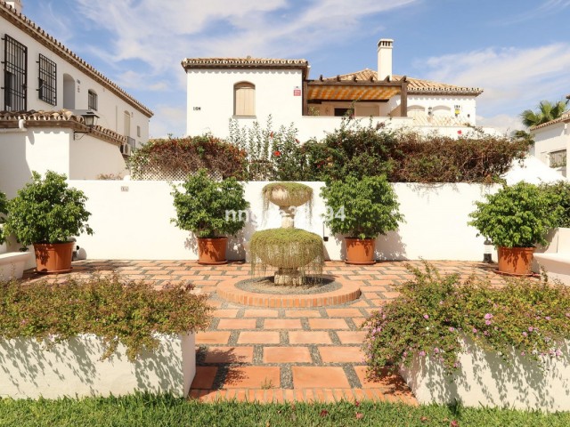 Penthouse avec 2 Chambres  à New Golden Mile