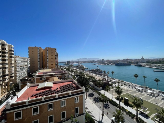 4 Bedrooms Apartment in Malagueta
