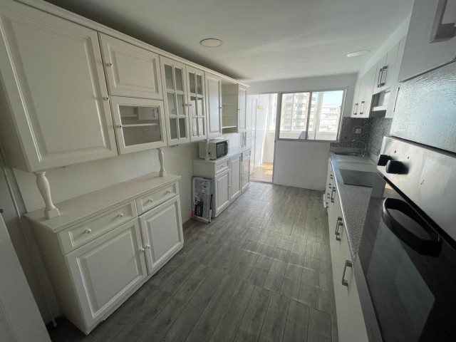 4 Bedrooms Apartment in Malagueta
