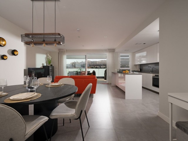 Apartamento con 3 Dormitorios  en La Cala de Mijas