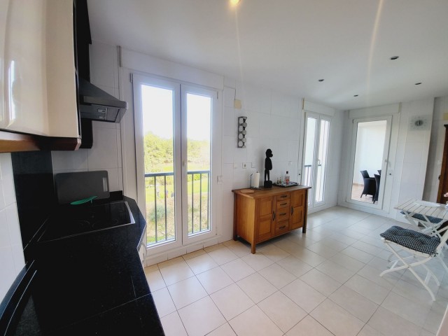 Apartamento con 3 Dormitorios  en Miraflores
