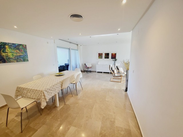 Apartamento con 3 Dormitorios  en Miraflores