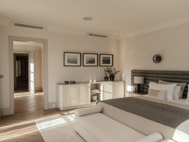 6 Schlafzimmer Villa in Nueva Andalucía