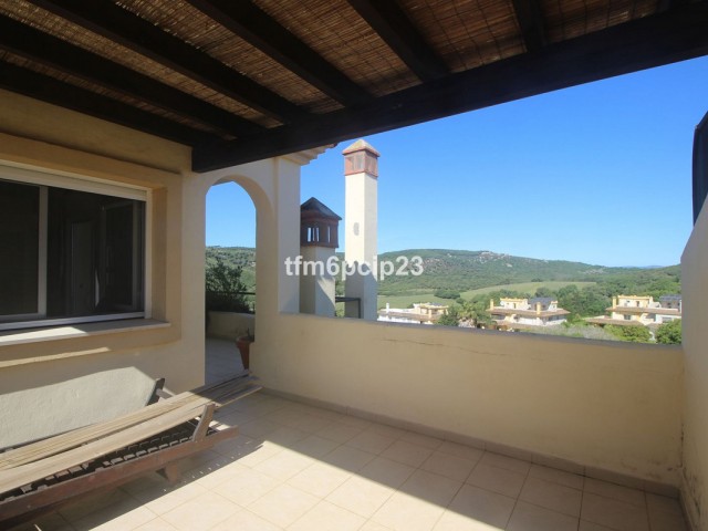 4 Bedrooms Apartment in San Roque Club