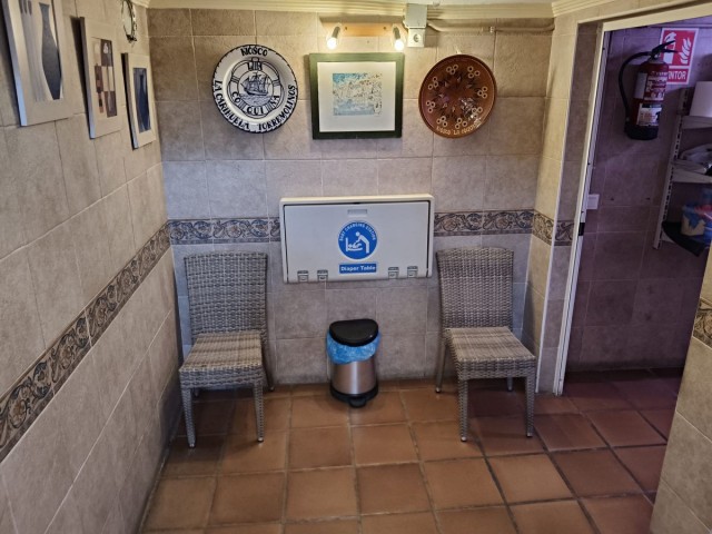 Kommerziell in La Carihuela