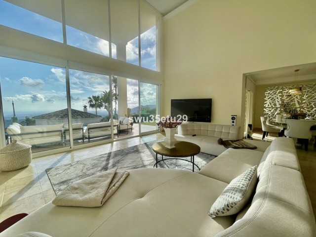 3 Schlafzimmer Villa in Istán