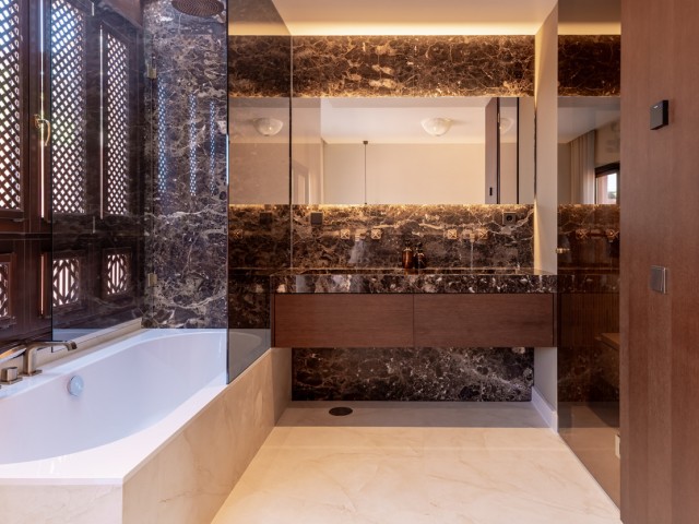 4 Bedrooms Townhouse in The Golden Mile