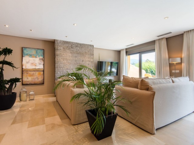 2 Slaapkamer Rijtjeshuis in Nagüeles