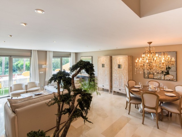 2 Slaapkamer Rijtjeshuis in Nagüeles