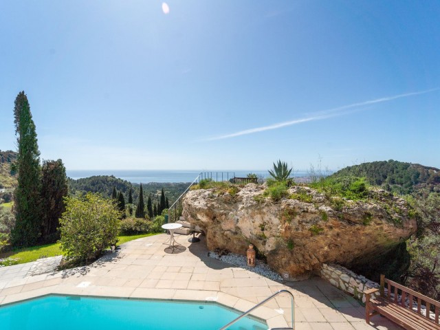 Villa con 4 Dormitorios  en Mijas