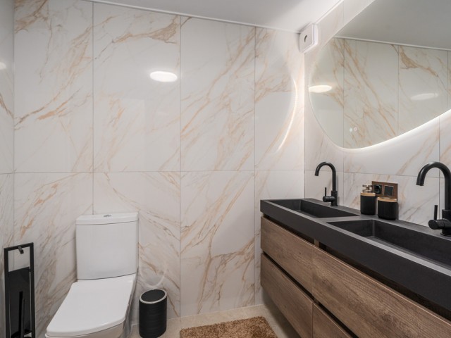 6 Schlafzimmer Villa in Nueva Andalucía