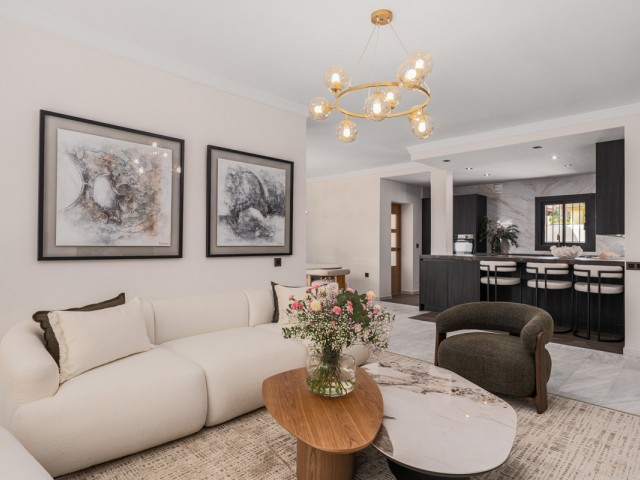 6 Slaapkamer Villa in Nueva Andalucía