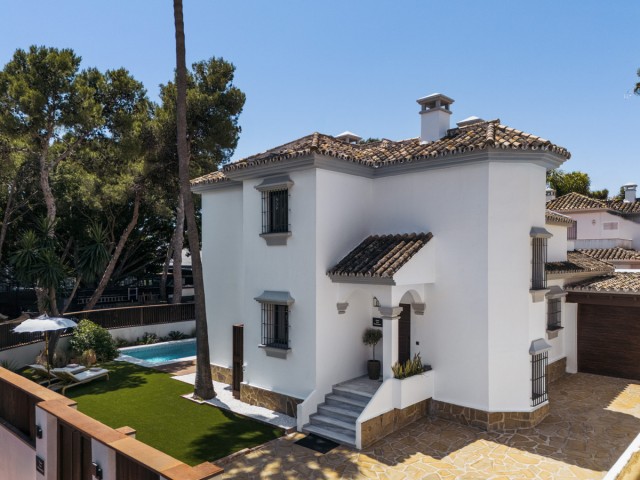 6 Slaapkamer Villa in Nueva Andalucía