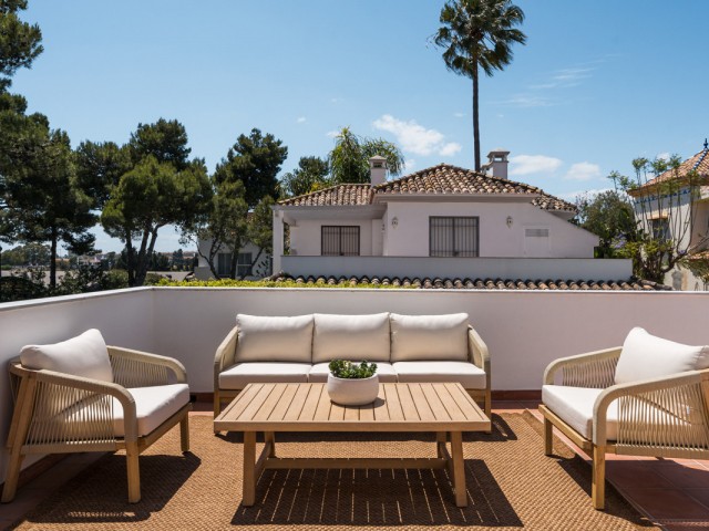 6 Slaapkamer Villa in Nueva Andalucía