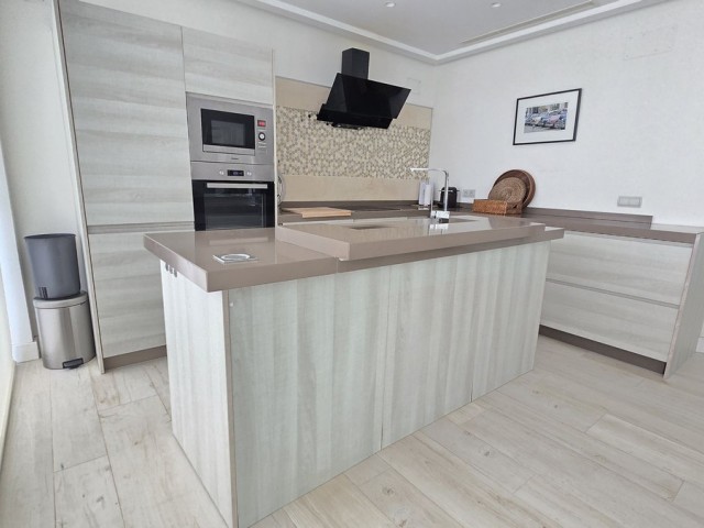 3 Bedrooms Apartment in Torrequebrada