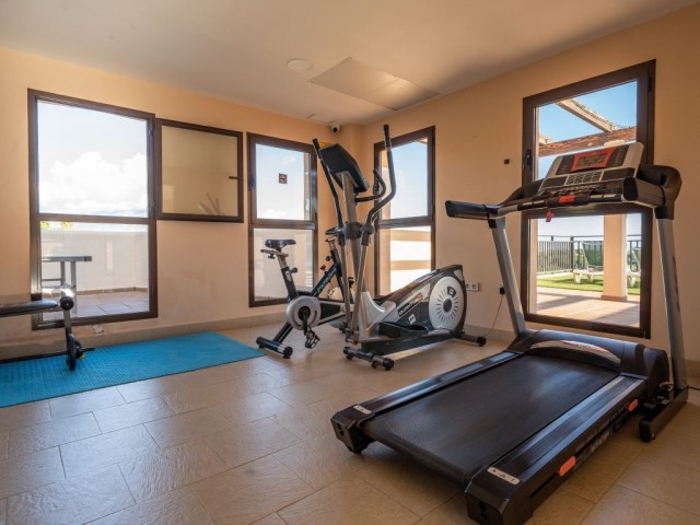 2 Bedrooms Apartment in Benahavís
