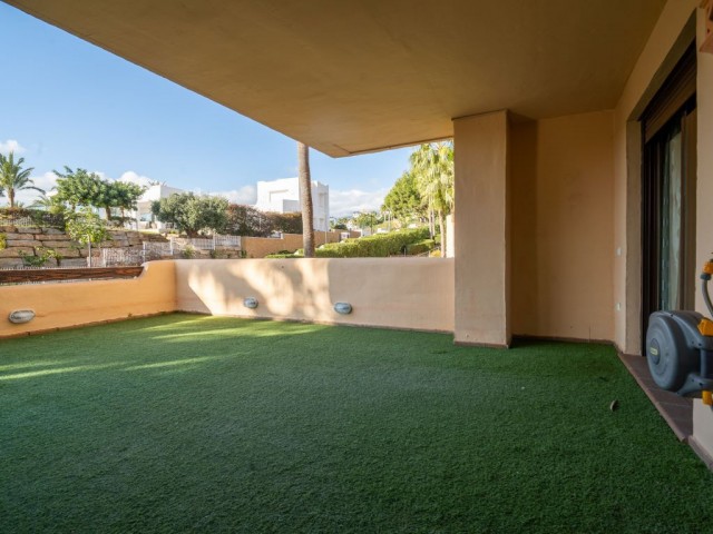 2 Bedrooms Apartment in Benahavís