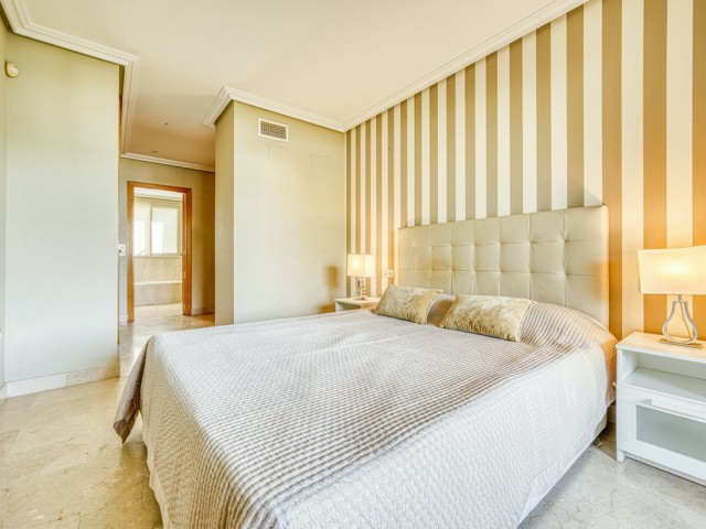 2 Bedrooms Apartment in Benahavís