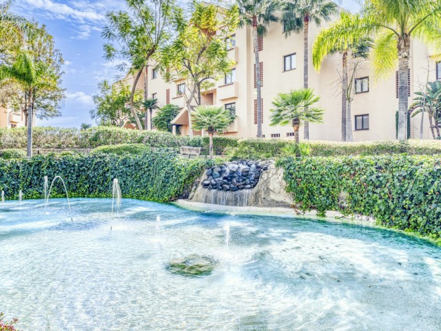 Apartamento, Benahavis, R5049574