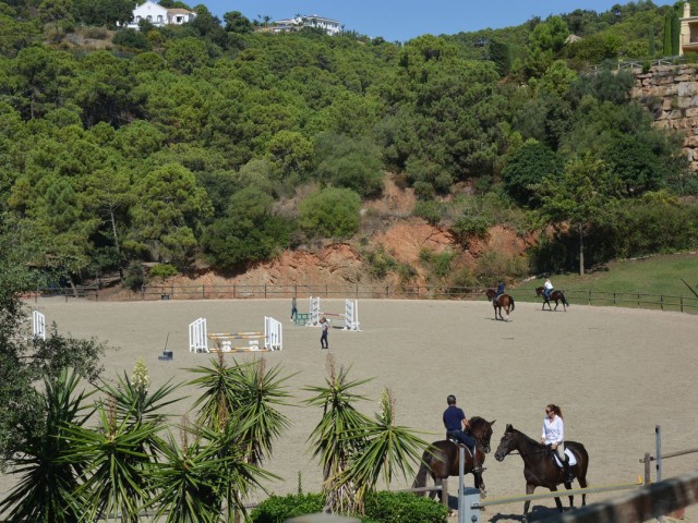 4 Soveroms Villa i Benahavís