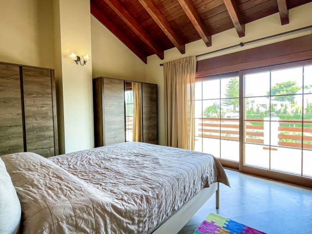 Villa avec 6 Chambres  à El Rosario