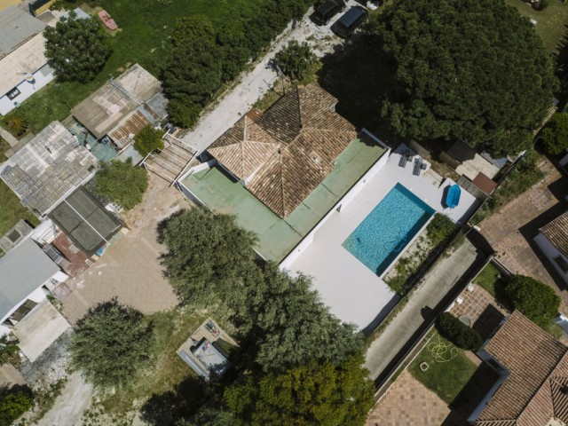Villa con 9 Dormitorios  en Marbella