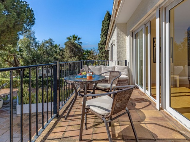 4 Sovrums Villa i Cabopino