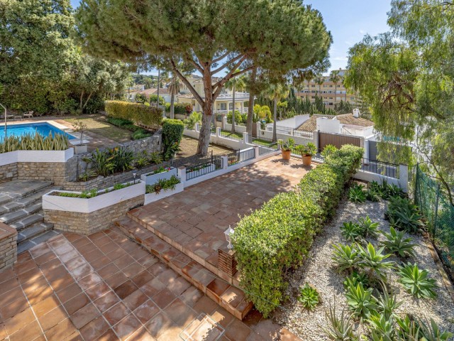 4 Sovrums Villa i Cabopino