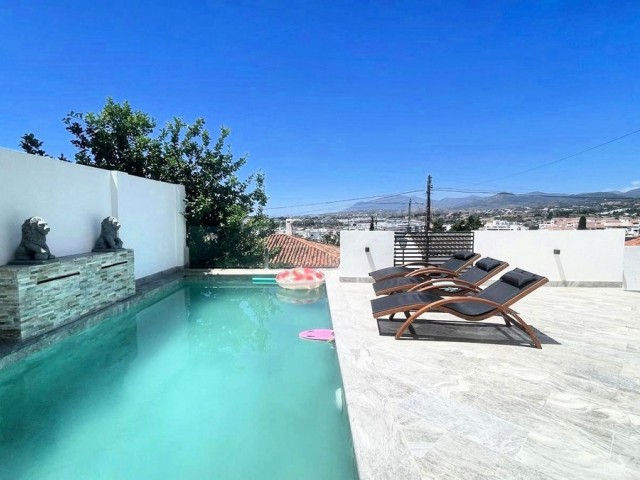 3 Sovrums Villa i Nueva Andalucía