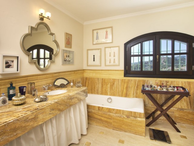 Villa avec 8 Chambres  à Benahavís