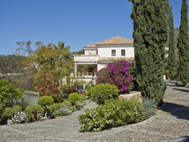 Villa avec 8 Chambres  à Benahavís