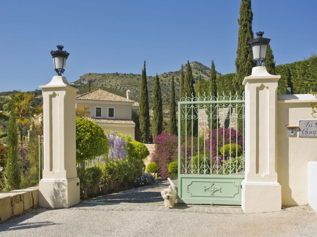 Villa avec 8 Chambres  à Benahavís