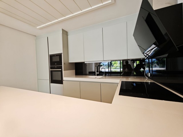 3 Soveroms Villa i Marbella