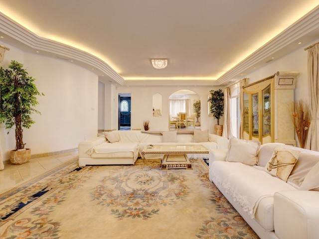 6 Slaapkamer Villa in Benahavís