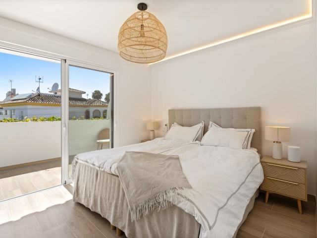 4 Schlafzimmer Reihenhaus in San Pedro de Alcántara