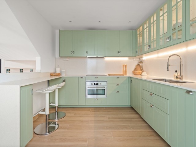 4 Bedrooms Townhouse in San Pedro de Alcántara