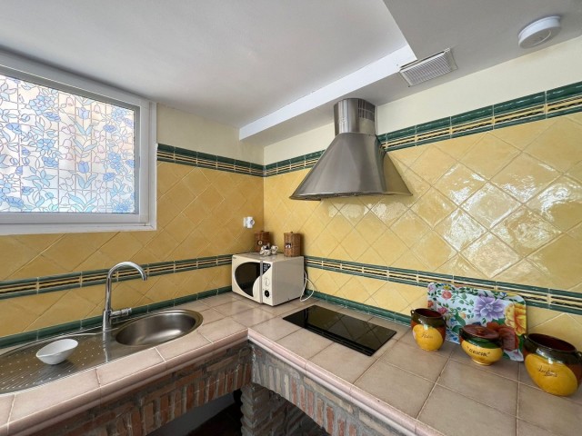 Villa con 5 Dormitorios  en Alhaurín de la Torre
