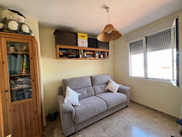 Villa con 5 Dormitorios  en Alhaurín de la Torre