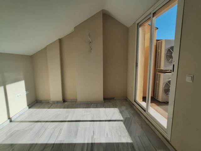 3 Bedrooms Townhouse in Calahonda