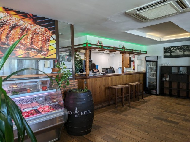 Kommersiell i El Pinillo