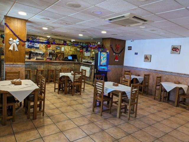 Commercial in El Pinillo