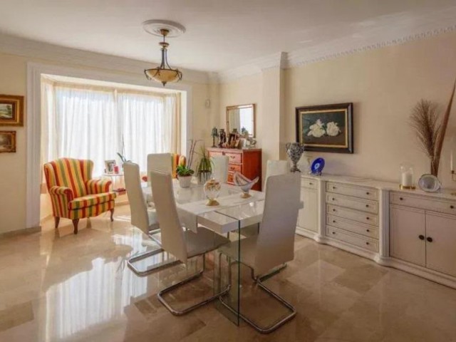 6 Bedrooms Villa in Benalmadena