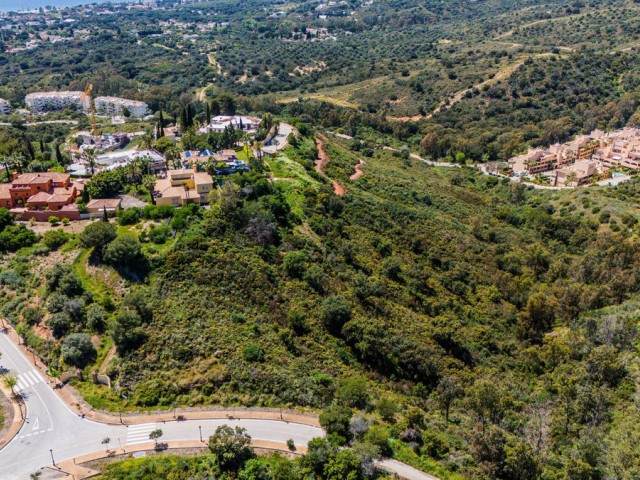  Grundstück in Elviria