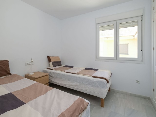 Ático con 3 Dormitorios  en Los Boliches