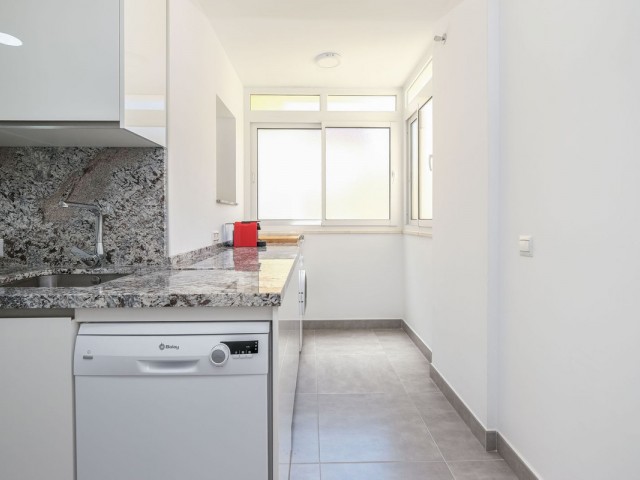 Ático con 3 Dormitorios  en Los Boliches