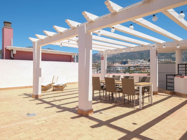 Ático con 3 Dormitorios  en Los Boliches